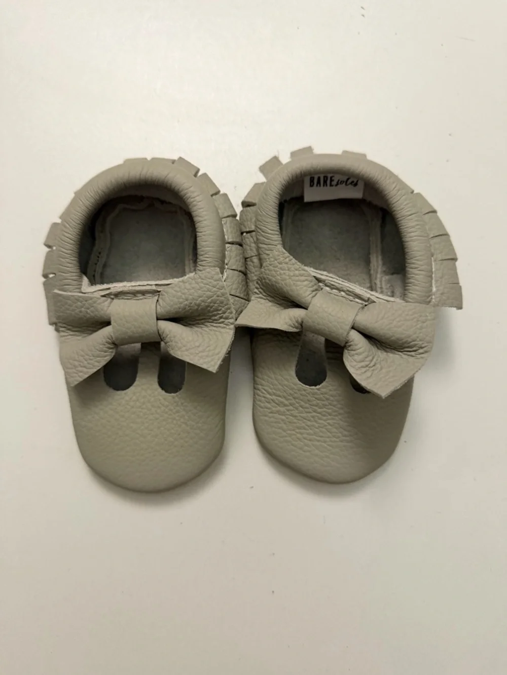 Bare Soles Moccasins Leather Soft Bow Grey Baby 12-18m Size 4